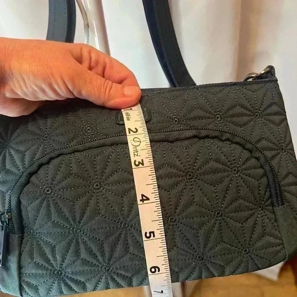 Lug Flyer Classic VL Convertible Crossbody Teal / peacock New without tags - Picture 6 of 11